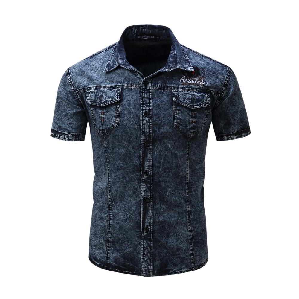 Navy Blau